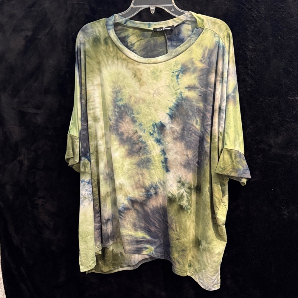 Rae Mode Green and Blue Tie-Dye Women's Short Sleeve Top H8
